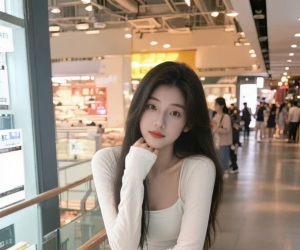 羅湖#风也温柔 年輕漂亮美女 健美身材 高挑苗條 性感馬甲綫 蜜桃翹臀 絲足女王