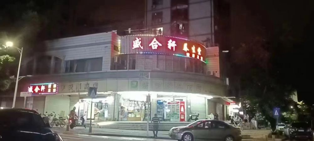 1.jpg
